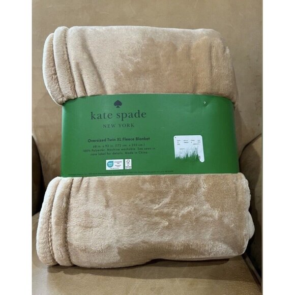 NWT Kate Spade Oversized Twin XL Tan Fleece Blanket - Picture 4 of 4